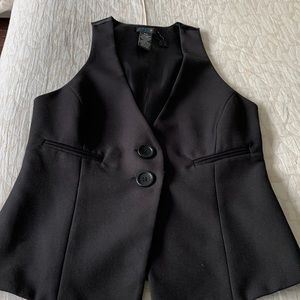 2/$30 DEX black vest size SMALL